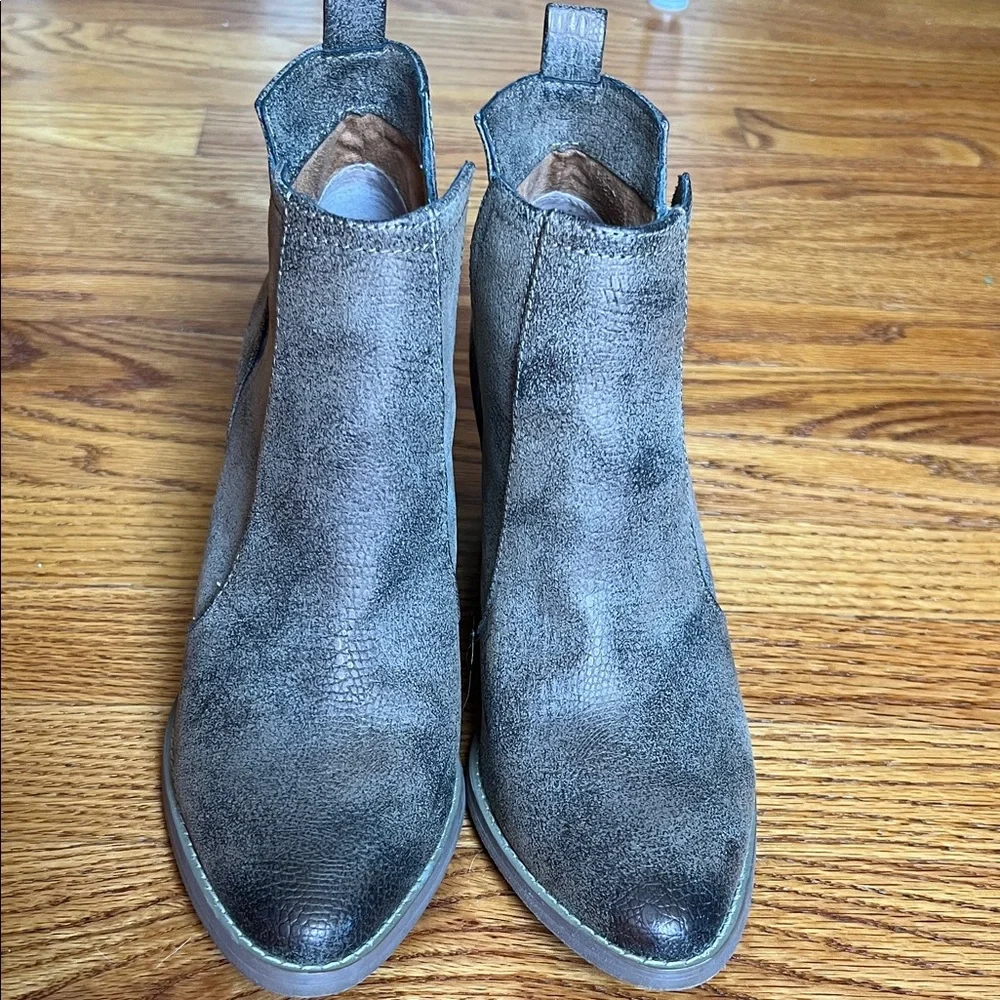 Elegant Women's Brown Ankle Boots Booties Coastalcowgirl